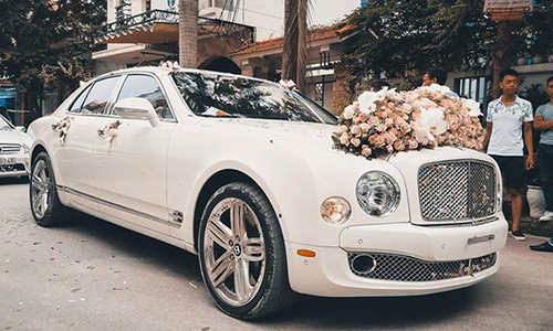 Siêu xe sang Bentley Mulsanne tiền tỷ rước dâu tại Hải phòng