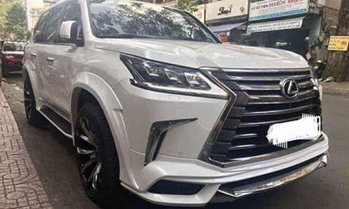 Xe sang Lexus LX570 giá 8 tỷ "độ khủng" tại Sài Gòn