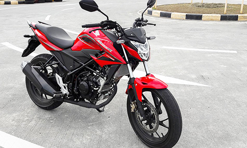 Môtô Honda CB150R chính hãng giá 70 triệu tại VN