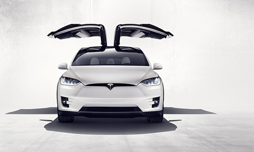 Triệu hồi 11 nghìn xe ôtô Model X lỗi ghế ngồi