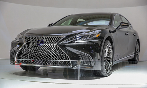 Xe sang Lexus LS500h "chào hàng" thị trường Đông Nam Á