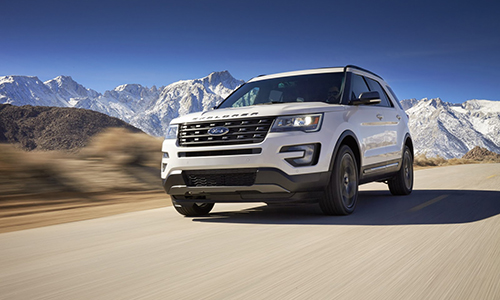 Xe ôtô Ford Explorer và F-150 có nguy cơ bung ghế ngồi