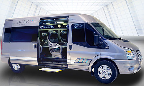 "Xế hộp" Minivan Ford Transit siêu sang giá 1,24 tỷ tại VN