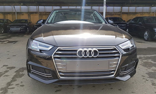 "Soi" xe sang Audi A4 bản APEC đang bán tại Việt Nam