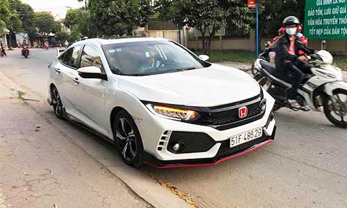 Honda Civic lên đời Type R tiền tỷ chỉ 90 triệu tại VN