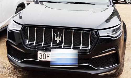 Xe “Tàu” Zoyte hơn 700 triệu nhái Maserati tại Hà Nội