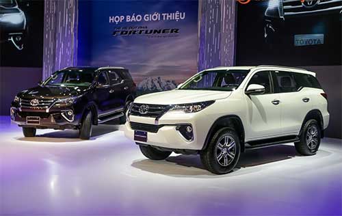 Xe nhập tăng giá, Toyota Fortuner 2017 dùng chán bán vẫn lời