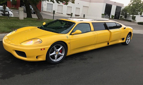 Siêu xe Ferrari độ limousine 7 chỗ "thét giá" 2,15 tỷ đồng