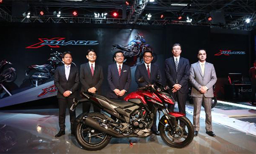 Môtô Honda X-Blade "chốt giá" 28 triệu đồng tại Ấn Độ