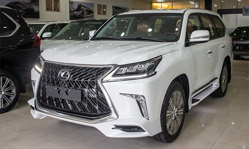 Cận cảnh Lexus LX570 Super Sport gần 10 tỷ đồng tại Việt Nam