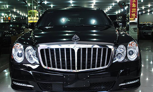 Siêu xe sang Maybach 62S trị giá chục tỷ tại Sài Gòn