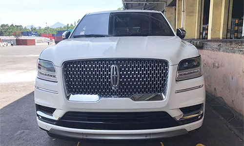 SUV hạng sang Lincoln Navigator 2018 hơn 9 tỷ đồng về Hà Nội 