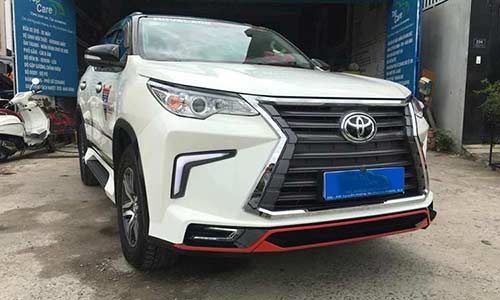 Toyota Fortuner độ xe sang Lexus 570 siêu rẻ ở Sài Gòn