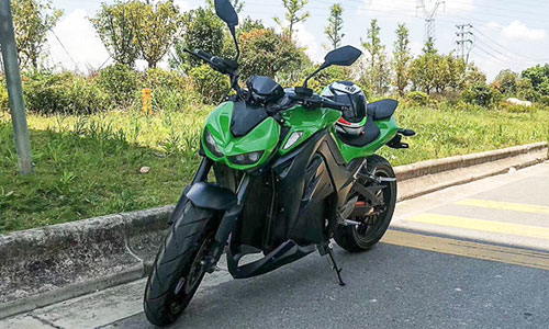 Xe máy điện Trung Quốc "nhái" trắng trợn Kawasaki Z1000