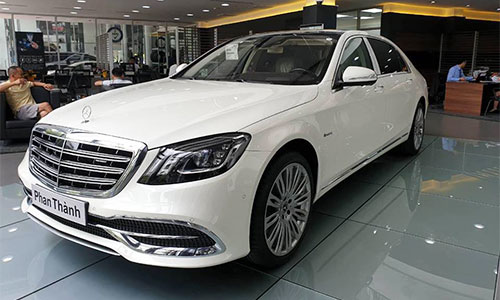 Thiếu gia Phan Thành tậu xe Mercedes-Maybach 7,2 tỷ đồng 