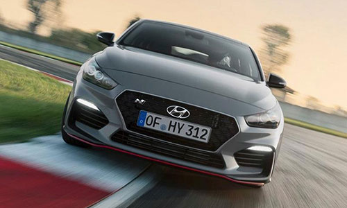 Xe gia đình Hyundai i30 Fastback N 2019 có gì hot?