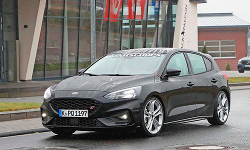 Ford Focus ST 2019 lộ diện, giá dự kiến 835 triệu đồng