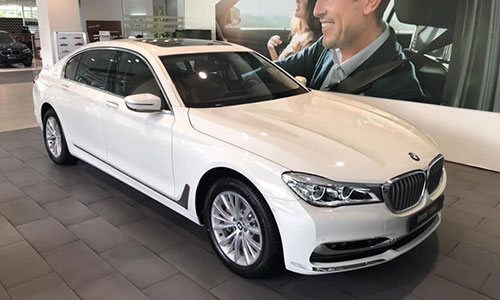 Cận cảnh BMW 7-Series 2018 giá từ 4,049 tỷ tại Việt Nam