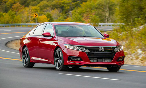 Honda Accord 2019 giá từ 553 triệu đồng "đấu" Toyota Camry