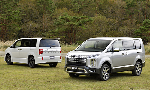 Chi tiết MPV Mitsubishi D:5 Delica 2019 giá từ 859 triệu đồng