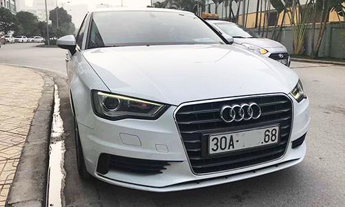 “Soi” xe sang Audi A3 giá chỉ hơn 800 triệu ở Hà Nội