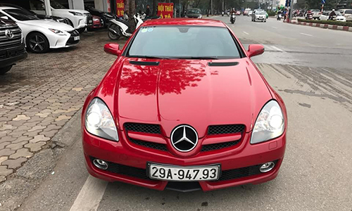 Xe sang chảnh Mercedes-Benz SLK chỉ 795 triệu ở HN