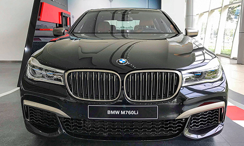 Cận cảnh BMW M760Li 2019 giá 13 tỷ tại Sài Gòn 