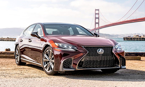 Xe sang Lexus LS 500 dính lỗi chết máy tại Việt Nam 