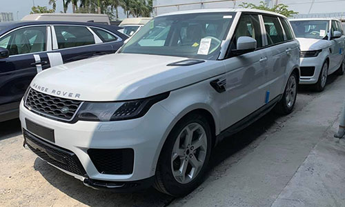 Range Rover Sport 2019 giá từ 4,7 tỷ đồng về Việt Nam