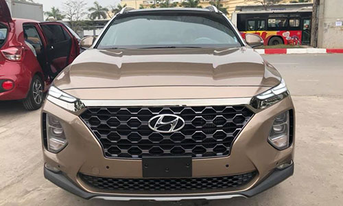 Hyundai SantaFe bản Full-option giá 1,185 tỷ ở VN