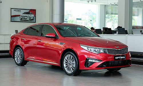 Chi tiết Kia Optima GT-Line giá 969 triệu “đấu” Toyota Camry 