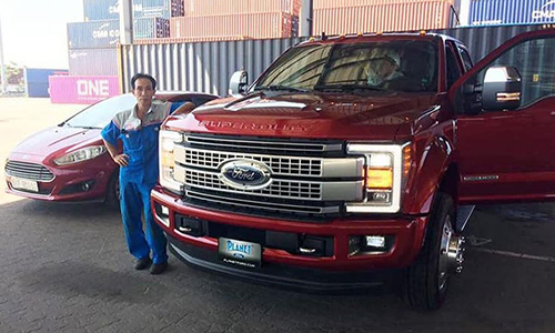 Siêu bán tải tiền tỷ Ford F-450 Super Duty sắp về HN