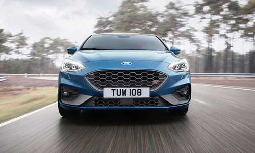 Chi tiết xe Ford Focus ST 2019 giá từ 896 triệu đồng 