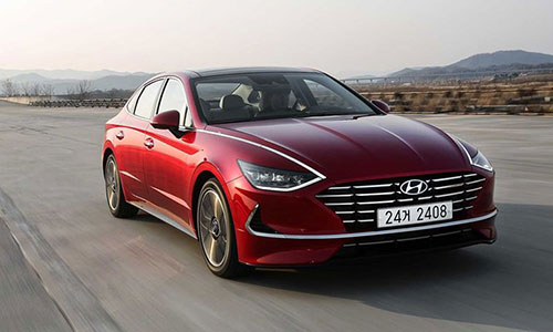 Hyundai Sonata 2020 mới giá từ 564 triệu đồng "đấu" Mazda6