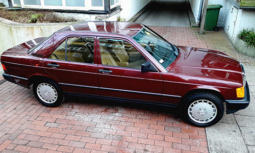 Mercedes-Benz 190E sau 30 năm bán 1,3 tỷ đồng