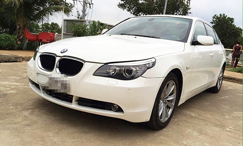 Xe sang BMW 525i "siêu rẻ", chỉ 270 triệu tại Việt Nam