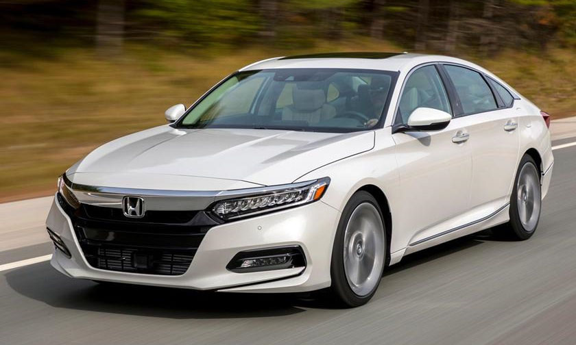 Vờ mua Honda Accord mới, lái thử xe rồi biến mất