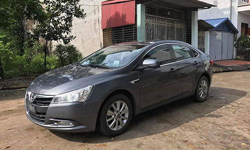 "Xe Tàu" Luxgen S5 mua 1 tỷ, bán lại 300 triệu tại VN 