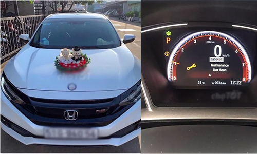 Vừa mua Honda Civic RS 2019 đã bán 900 triệu ở Sài Gòn