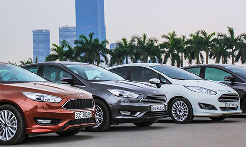 Loạt xe ôtô Ford "đại hạ giá" trong tháng cô hồn