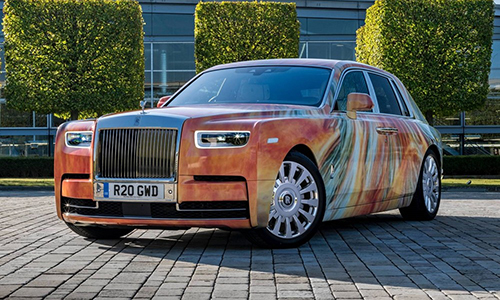 Đại gia chi hơn 25 tỷ tậu Rolls-Royce Phantom VIII "hàng độc"