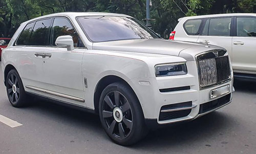 Rolls-Royce Cullinan hơn 41 tỷ ra biển trắng ở Sài Gòn