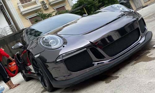 Con rể Minh Nhựa khoe siêu xe Porsche 911 GT3 RS tiền tỷ