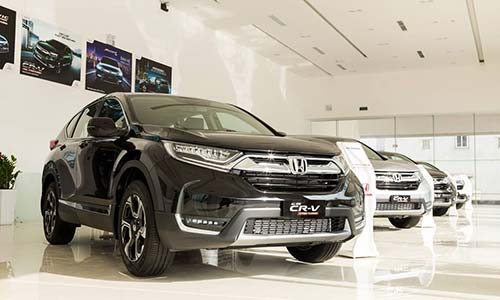 Doanh số ôtô và xe máy Honda bất ngờ giảm mạnh 