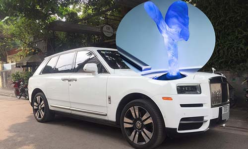 Rolls-Royce Cullinan hơn 40 tỷ lắp logo phát sáng ở Hà Thành