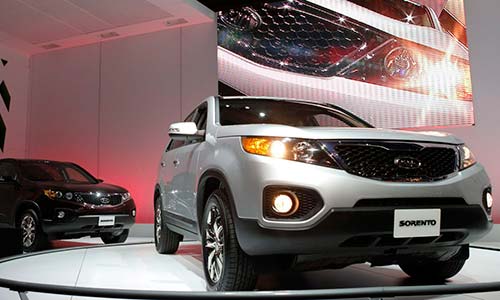 Triệu hồi xe Kia Sorento và Sedona dính lỗi chập điện