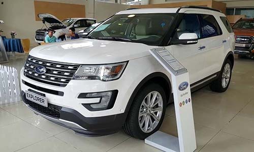 Ford Explorer tại Việt Nam bất ngờ giảm tới 269 triệu đồng