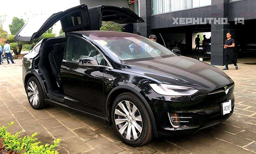 Đại gia Phú Thọ tậu xe Tesla Model X hơn 8 tỷ đồng