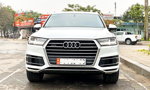 Cận cảnh Audi Q7 đời 2019 “lướt” chỉ hơn 2 tỷ tại Đà thành