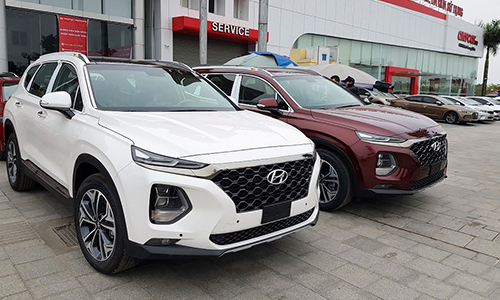 Hyundai SantaFe tại Việt Nam giảm 90 triệu giữa đại dịch COVID-19 